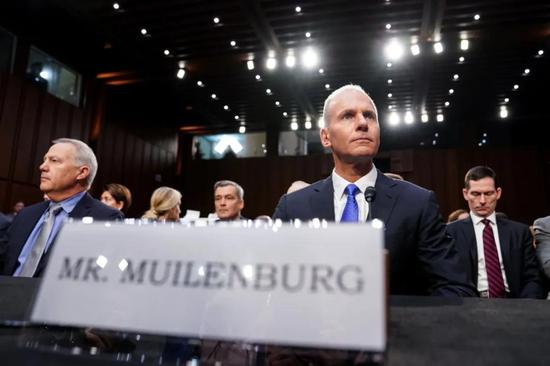CEO Dennis Muilenburg DƬԴfinance.yahoo.com